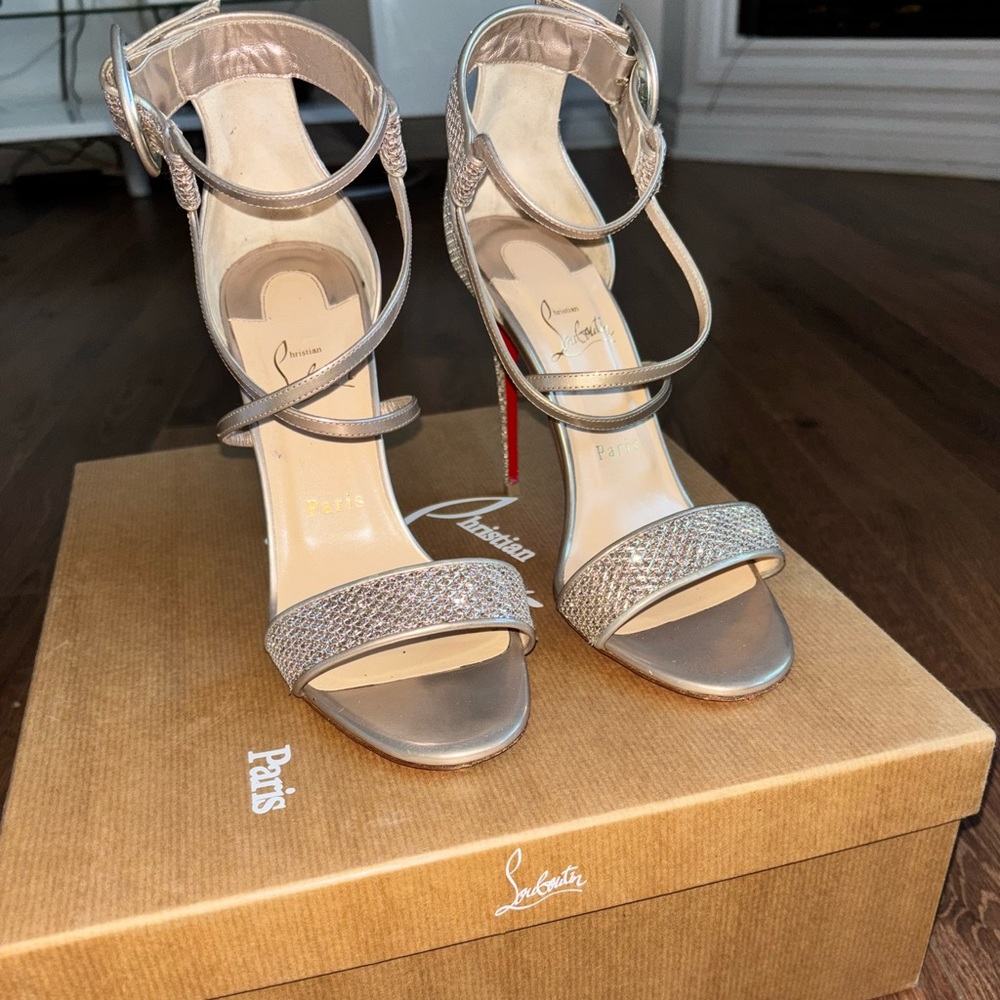 Louboutin heels 100% authentic silver&gold